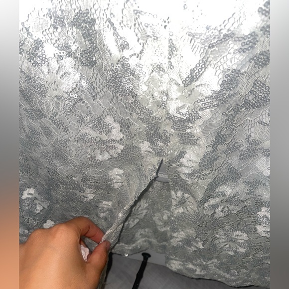 Eva Mendez NYC lace skirt - Picture 2 of 6